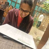 Sneha Dhamane的照片