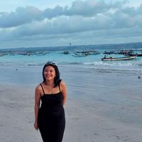 Muthia Amanda's Photo