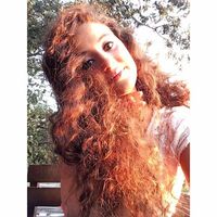 Canan Özkaya的照片