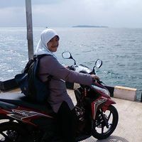 Nura Aprianti's Photo