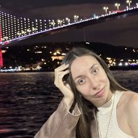 MARIIA  OVA的照片