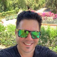 Jonathan Sladek的照片