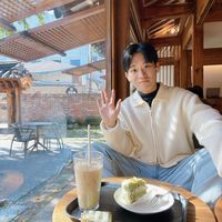 Wally Archibald的照片