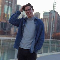 Noah Hertel的照片