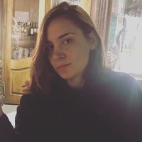 Özge Işıktaş的照片