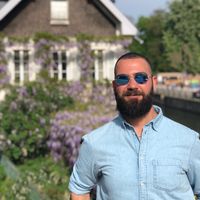 George Ashkar的照片