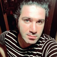 Ali Tajadod的照片