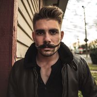 Josiah Daniel的照片