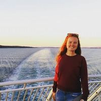 Alexandra Lyons的照片