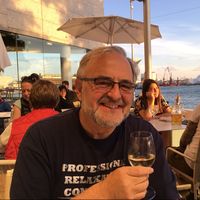 Alex  Cooper's Photo