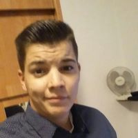 Robert Racz的照片