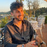 Alexander Brindle的照片