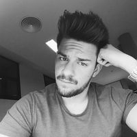 Carlos Andres的照片