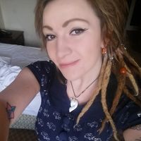 Laura Tomkińsberglovskivich's Photo