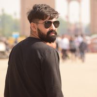 Bhavesh  Joshi的照片