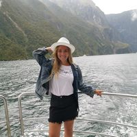 Hannah Barlow's Photo