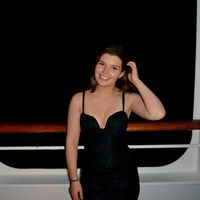 Kate McMahon的照片