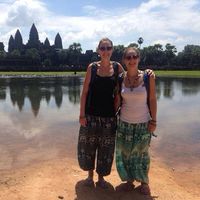 Nadia and  Bianca的照片