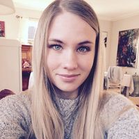 Louise Stabell的照片