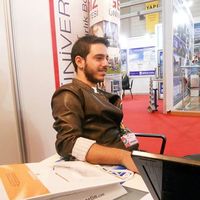 Mertkan Gülcü的照片