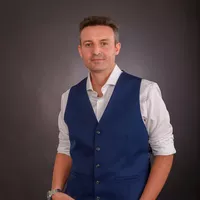 David Momparler的照片