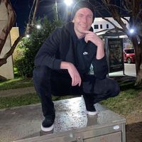 Ross Brewer的照片