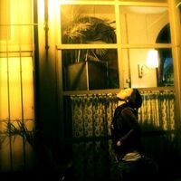 novie tampubolon's Photo