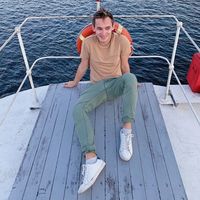 Alexander Lazarev的照片