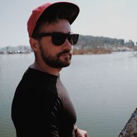 Toha Pogrebenko的照片