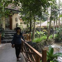 Yuni Pratiwi的照片