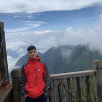 Justin Nguyen的照片