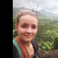 Justina Walz's Photo