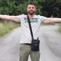 Miri Shpendi's Photo