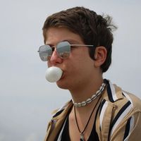 ely Garnier的照片