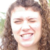 Milena Souza's Photo