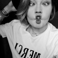 Alice Deligny的照片