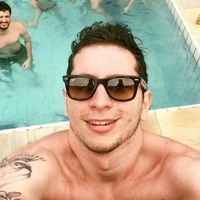 Leon Calixto的照片