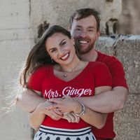 Fotos von Adriana Hoak