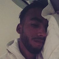 Brown Strong的照片