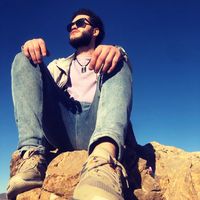 Nourbek Ouares的照片