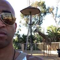 Arian Johnson的照片