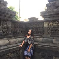 Maya garina的照片