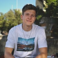 Kristóf Szatmári的照片