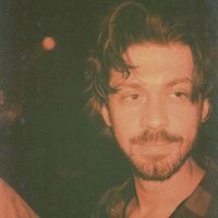 Markus Gore的照片