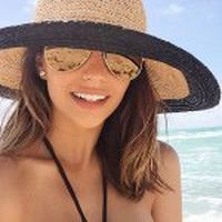 caroline celice's Photo