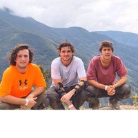 Jose Larrain的照片