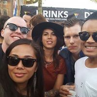 Reggie Sahertian的照片