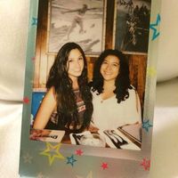 Janelly Juarez的照片