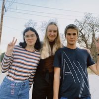 Alisa, Cassie and Stanislav的照片