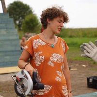 Myriam Laribi的照片